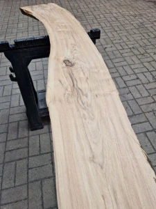 Atypická fošna akát 190cm