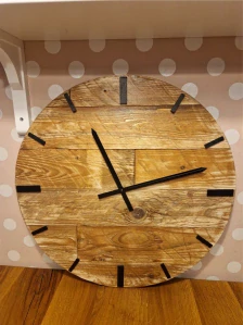 Nástěnné hodiny ze starých prken 55cm