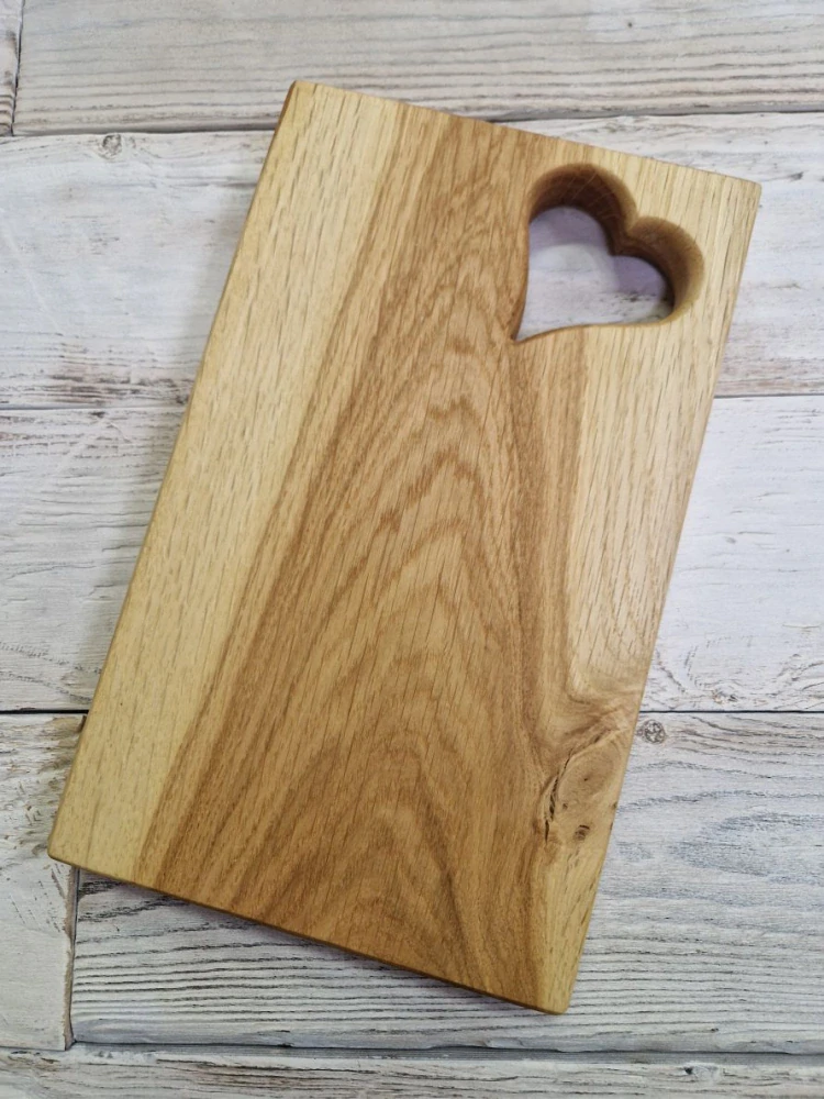 Dřevěné krájecí prkénko dub