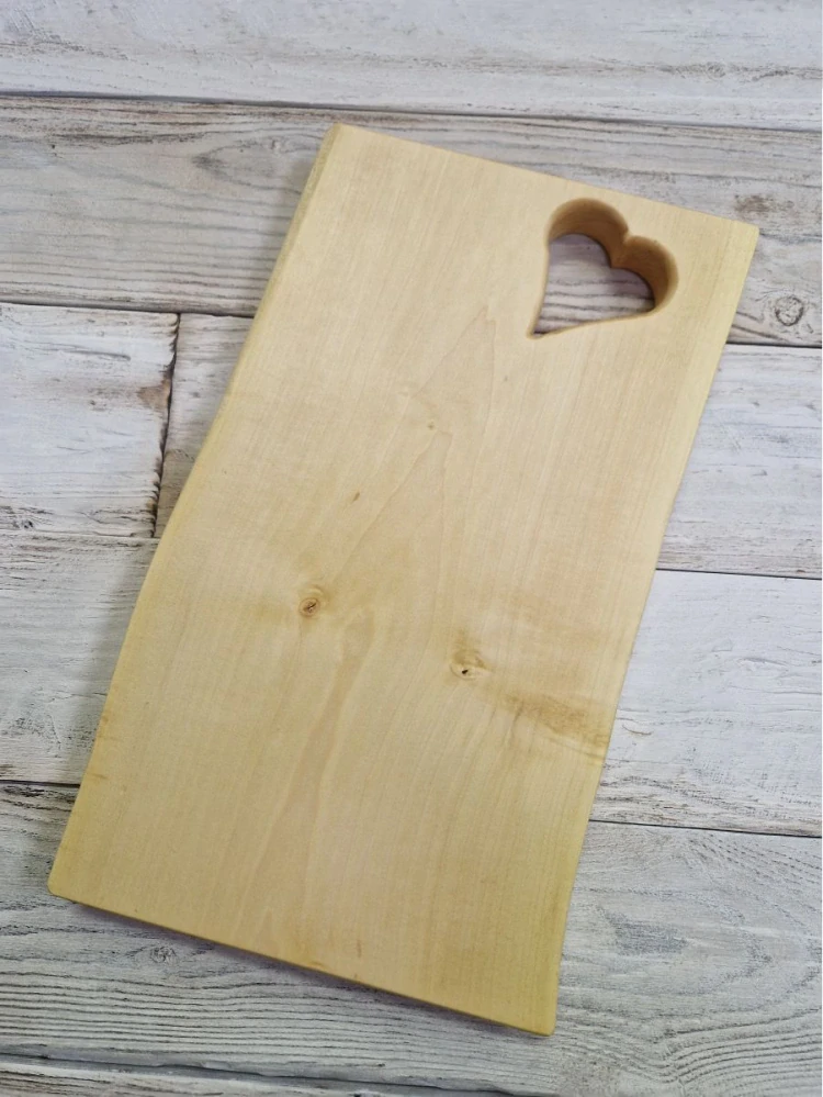 Dřevěné krájecí prkénko z jasanu