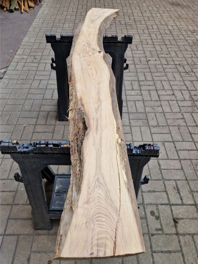 Atypická fošna akát 190cm