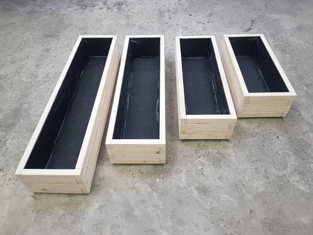 Truhlík 100x35x25cm