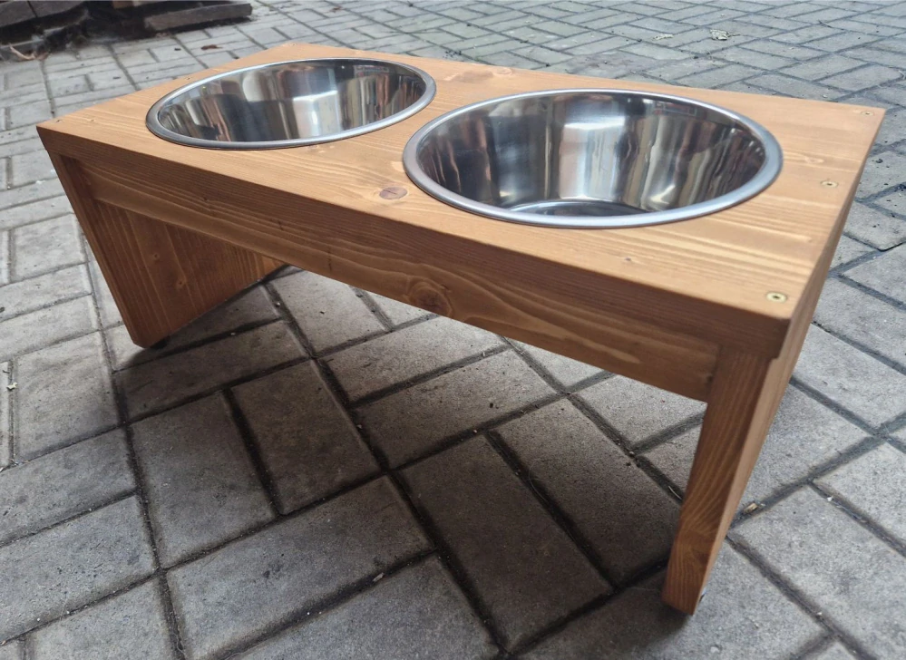 Vyvýšené misky pro psa 2×4 l – dřevěný stojan